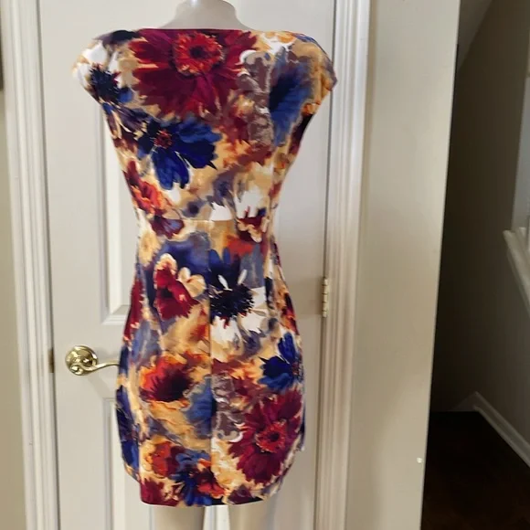 Ralph Lauren Colorful print  faux wrap ruched side dress, 10 petite - Picture 5 of 6